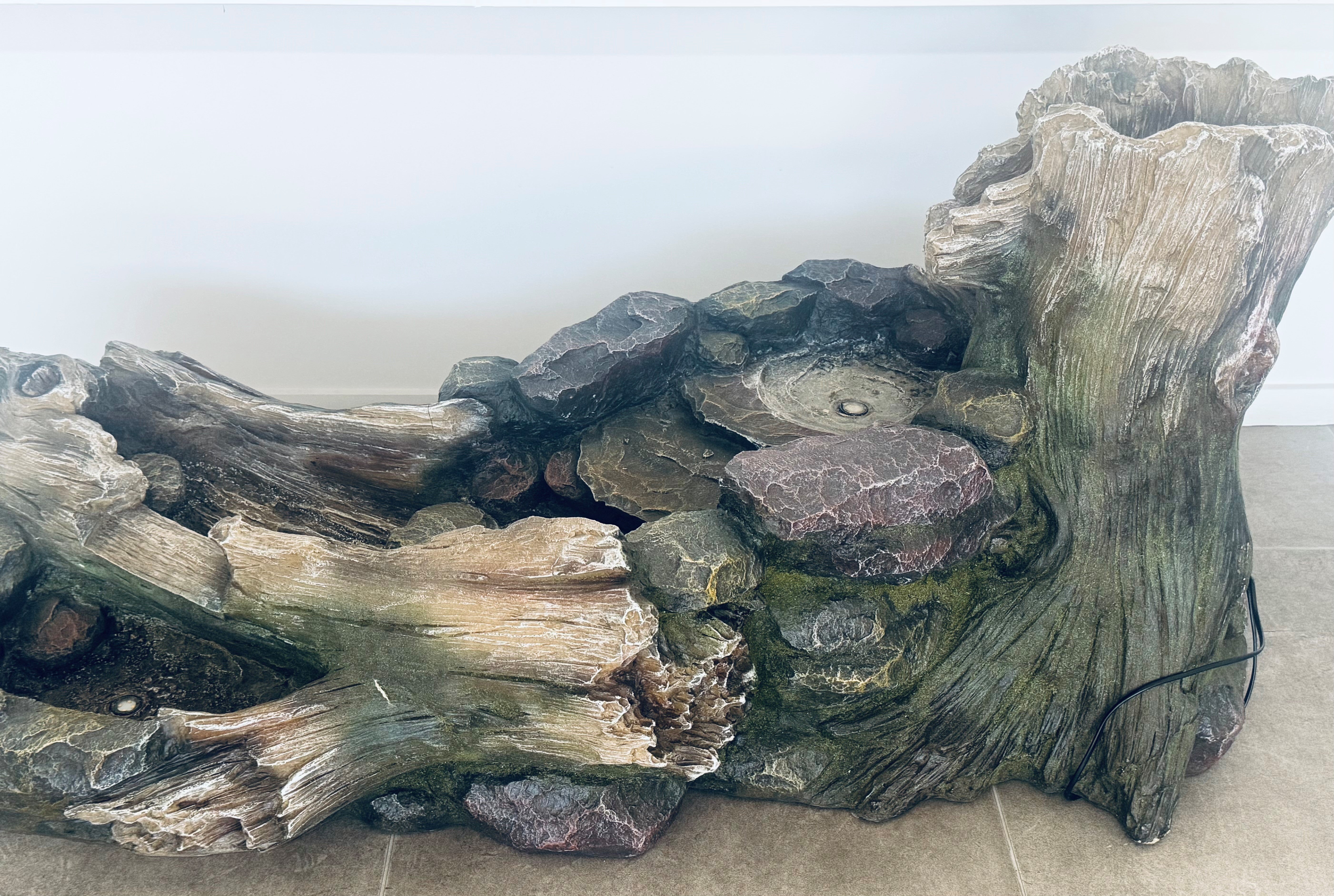 Water Feature - (Minor Damage)