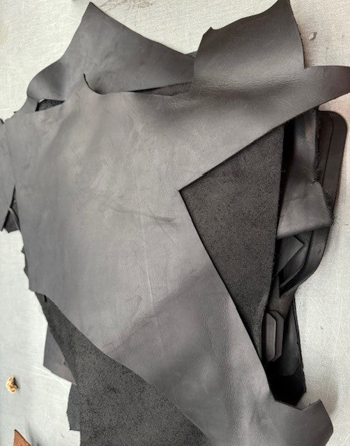 Taurus Leather Off Cuts - 10kg Box