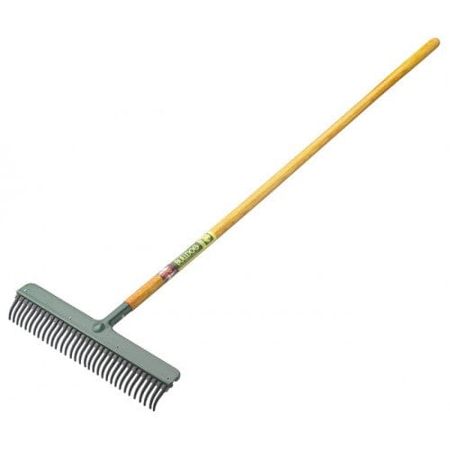 Bulldog Lawn & Patio Rake with 33 Rubber Tynes 510mm